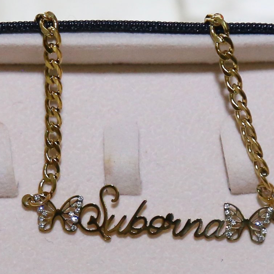 Mariposa Necklace
